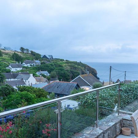 Spinnaker Cadgwith Holiday Home Buitenkant foto