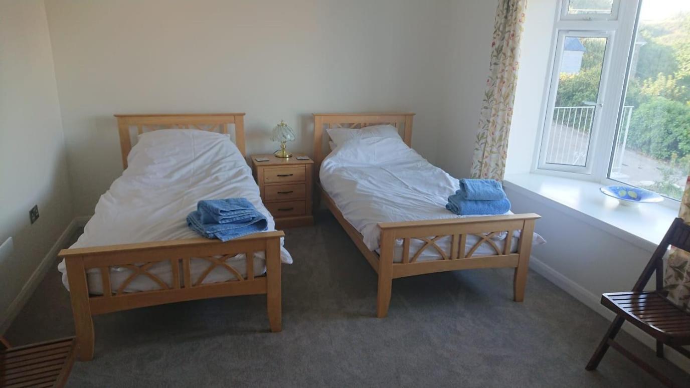 Spinnaker Cadgwith Holiday Home Buitenkant foto