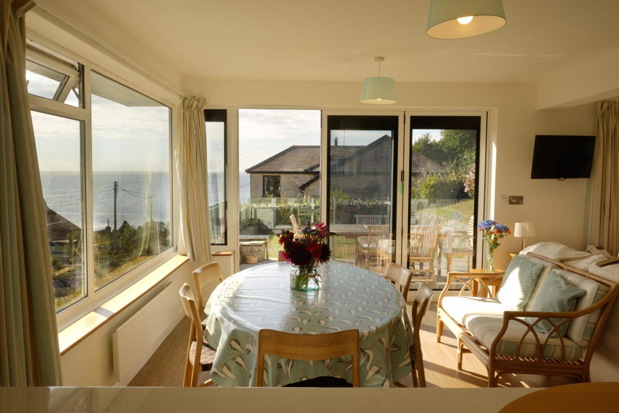 Spinnaker Cadgwith Holiday Home Buitenkant foto